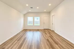 16803 Sangiovese Dr, Houston, TX 77090 - Photo 9