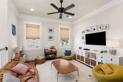 425 Byrne Street, Houston, TX 77009 - Photo 23