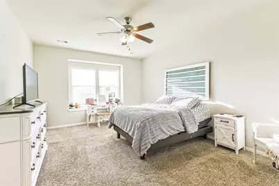 405 Lake Line Drive, Alvin, TX 77511 - Photo 17