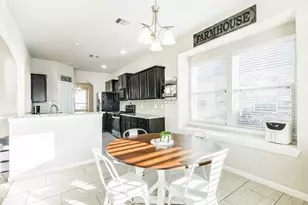 405 Lake Line Dr, Alvin, TX 77511 - Photo 11