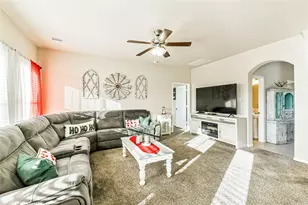 405 Lake Line Dr, Alvin, TX 77511 - Photo 15