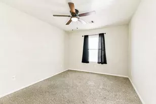 405 Lake Line Dr, Alvin, TX 77511 - Photo 29