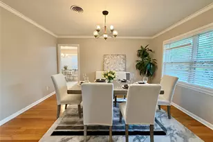 4027 Martinshire Dr, Houston, TX 77025 - Photo 5