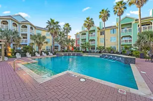 7000 Seawall Blvd, Galveston, TX 77551 - Photo 17