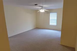 8710 Ilona Ln, Houston, TX 77025 - Photo 7