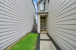 1066 Mansfield St, Houston, TX 77091 - Photo 5