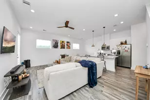 1066 Mansfield St, Houston, TX 77091 - Photo 7
