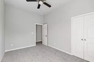 8204 Tower St, Houston, TX 77088 - Photo 21