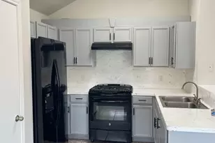 2831 Sockeye Dr, Houston, TX 77045 - Photo 3