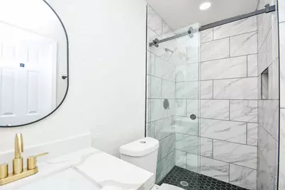 8702 Brock Park Boulevard, Houston, TX 77078 - Photo 3