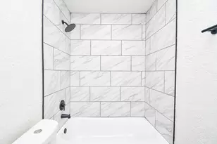 8702 Brock Park Blvd, Houston, TX 77078 - Photo 19