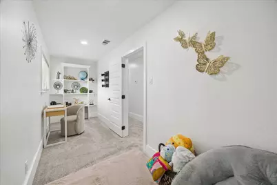 7711 Meadowvale Drive, Houston, TX 77063 - Photo 29