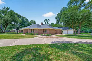18903 Grosbeak Ln, Tomball, TX 77377 - Photo 1