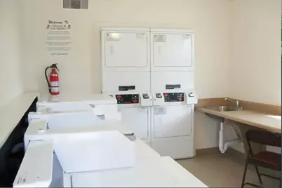 400 S Austin Road, Eagle Lake, TX 77434 - Photo 9