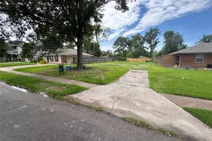 2031 Saxon Dr, Houston, TX 77018 - Photo 45