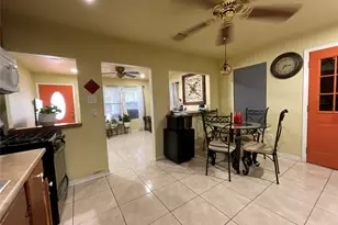 910 Coronado St, Houston, TX 77009 - Photo 9