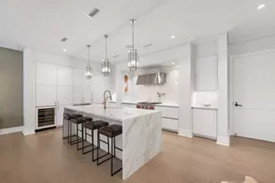 6017 Memorial Dr, Houston, TX 77007 - Photo 13
