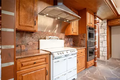 206 Rolling Hill Drive, La Grange, TX 78945 - Photo 9