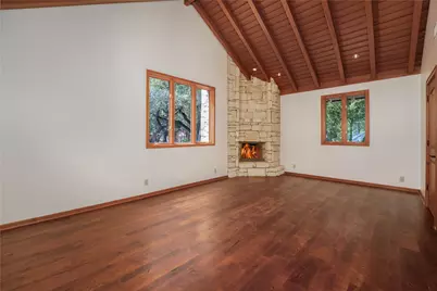 206 Rolling Hill Drive, La Grange, TX 78945 - Photo 13