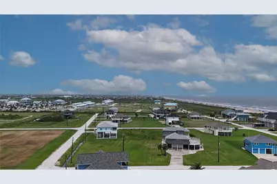 816 Pinata Drive, Crystal Beach, TX 77650 - Photo 7