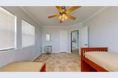 816 Pinata Drive, Crystal Beach, TX 77650 - Photo 31