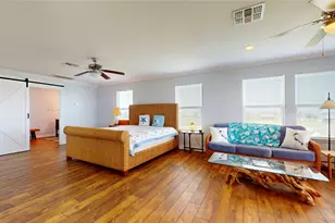816 Pinata Dr, Crystal Beach, TX 77650 - Photo 23