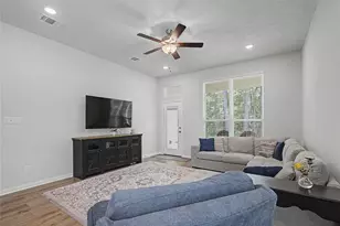 3721 Youpon Ln, Huntsville, TX 77340 - Photo 13