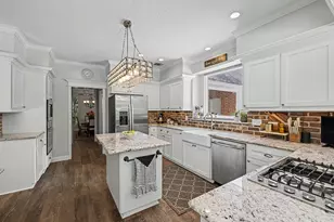 1726 Chestnut Grove Ln, Houston, TX 77345 - Photo 9