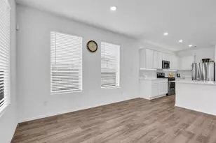 9454 Brookwood Bnd Dr, Baytown, TX 77521 - Photo 15