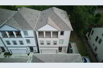 911 W 35th Street #E, Houston, TX 77018 - Photo 3