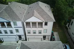 911 W 35th St, Houston, TX 77018 - Photo 3