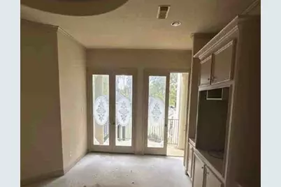 46 Kingwood Greens Drive, Kingwood, TX 77339 - Photo 7