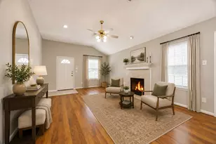 1863 Creek Dr, Houston, TX 77080 - Photo 3