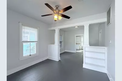 1924 26th Street, Galveston, TX 77550 - Photo 5