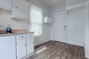 1924 26th St, Galveston, TX 77550 - Photo 15