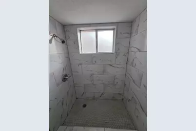 9611 Jaywood Drive, Houston, TX 77040 - Photo 11