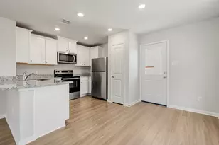 8208 Sunberry Shadow Dr, Houston, TX 77016 - Photo 5