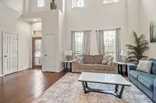 55 W Pipers Green St, The Woodlands, TX 77382 - Photo 5