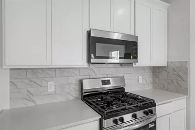 31143 Warwick Coast Court, Fulshear, TX 77441 - Photo 21