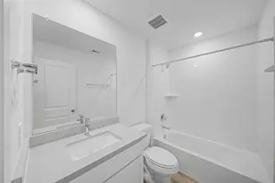 31143 Warwick Coast Ct, Fulshear, TX 77441 - Photo 9