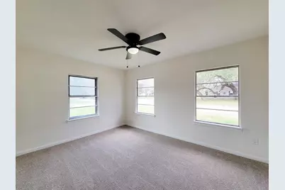 301 Cypress Street, Lake Jackson, TX 77566 - Photo 35