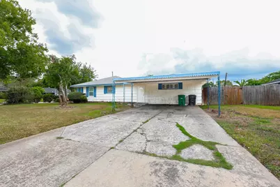 6002 Doulton Drive, Houston, TX 77033 - Photo 3