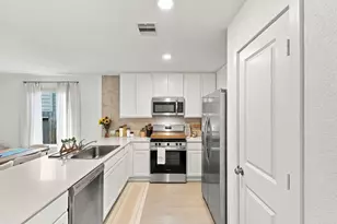 1606 Winwood Dr, Conroe, TX 77303 - Photo 13