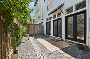 10950 Wrenwood Grn, Houston, TX 77043 - Photo 25