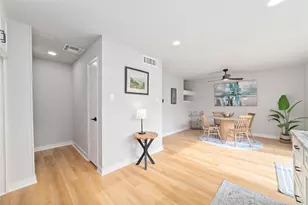 12111 Bob White Dr, Houston, TX 77035 - Photo 7