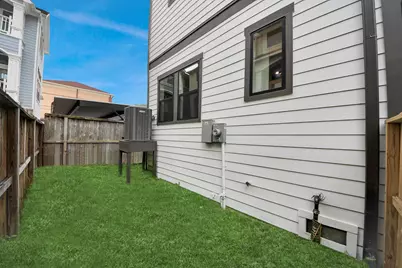 2426 Ella Boulevard, Houston, TX 77008 - Photo 41