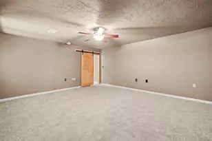 306 Rolling Hills Dr, Conroe, TX 77304 - Photo 19