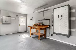 306 Rolling Hills Dr, Conroe, TX 77304 - Photo 39