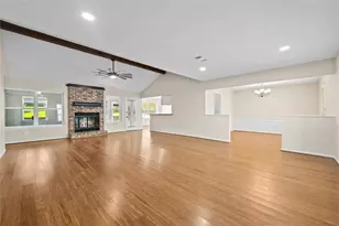 603 Hillcrest Circle, Huntsville, TX 77340 - Photo 1