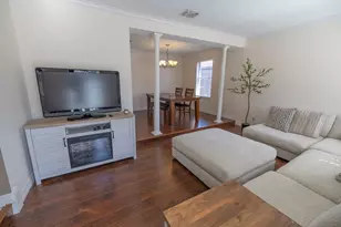 11918 Dorrance Ln, Meadows Place, TX 77477 - Photo 7